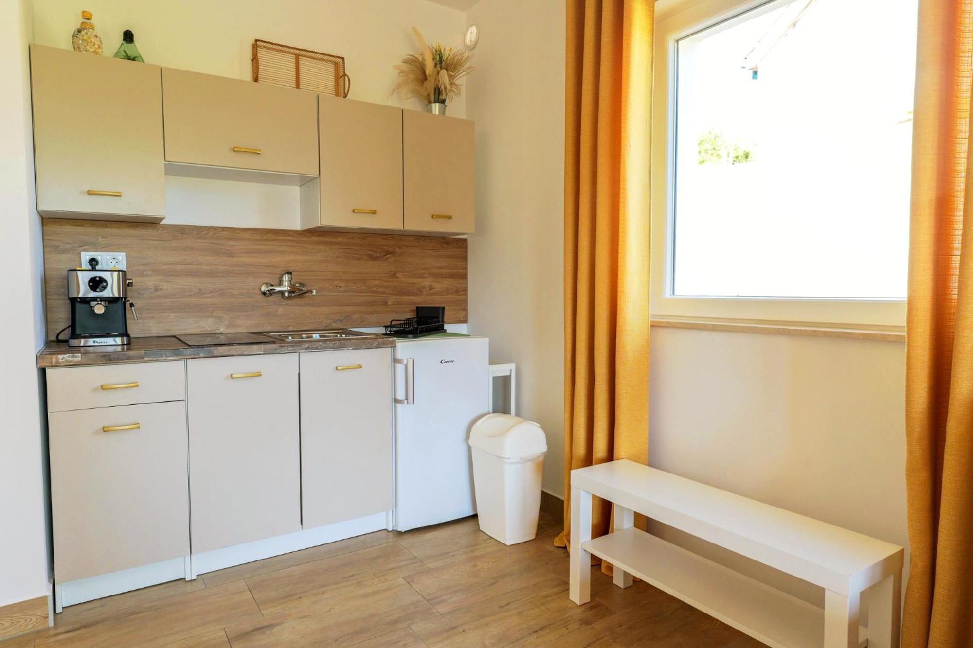 Apartments Chilla *** Lopar Exterior foto